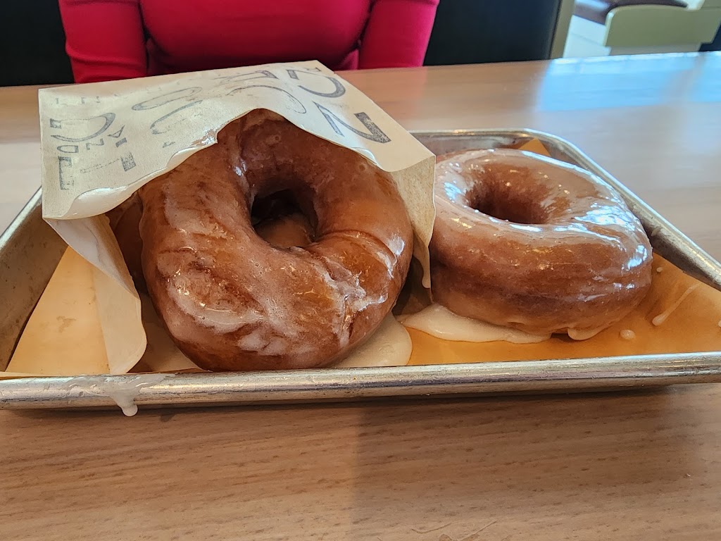 Nosh and Grog | restaurant | 95 Washington St, Canton, MA 02021, USA | 5083594100 OR +1 508-359-4100