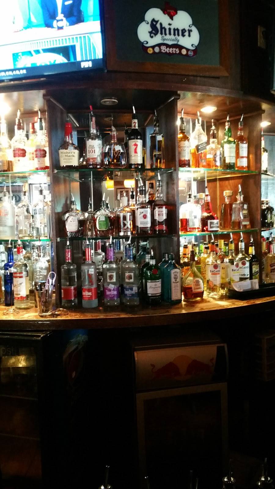 Overtime Bar & Grill | restaurant | 5201 N Beach St #111, Fort Worth, TX 76137, USA | 8172229949 OR +1 817-222-9949