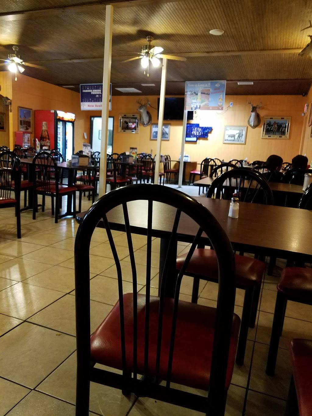 The Palms Taqueria LLC | restaurant | 924 E Kingsbury St, Seguin, TX 78155, USA | 8304014159 OR +1 830-401-4159