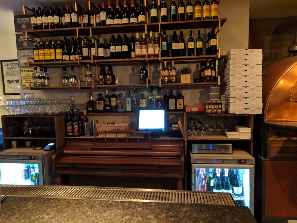 Luzzos Neapolitan Pizza & Wine Bar | restaurant | 42-60 Crescent St, Long Island City, NY 11101, USA | 7184330555 OR +1 718-433-0555