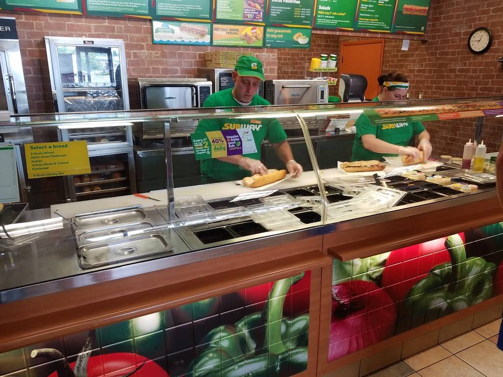Subway Restaurants | restaurant | 690 Shaffer Rd, DuBois, PA 15801, USA | 8143711588 OR +1 814-371-1588
