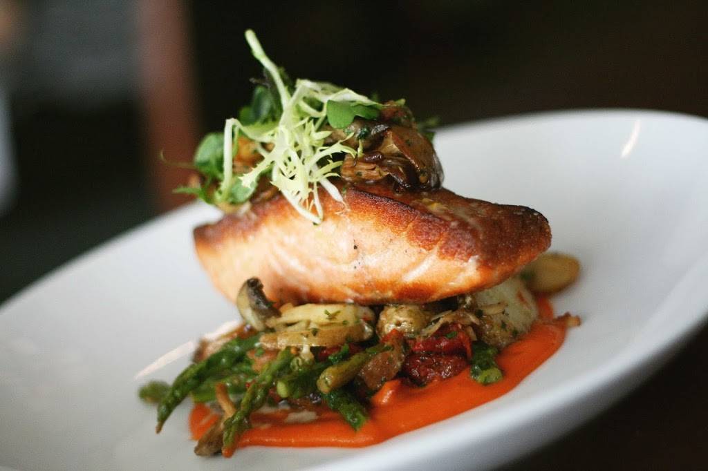 Waypoint Seafood & Grill | restaurant | 1480 Quarterpath Rd, Williamsburg, VA 23185, USA | 7572202228 OR +1 757-220-2228