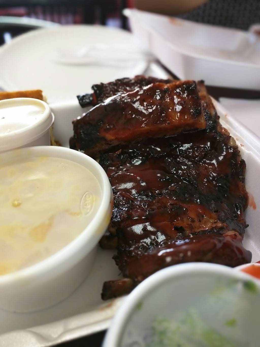 Ribs On the Run | restaurant | 396 Central Ave, White Plains, NY 10606, USA | 9144287427 OR +1 914-428-7427