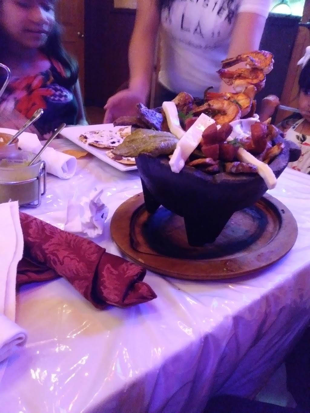 Saritas | restaurant | 82 President St, Passaic, NJ 07055, USA | 9734700473 OR +1 973-470-0473