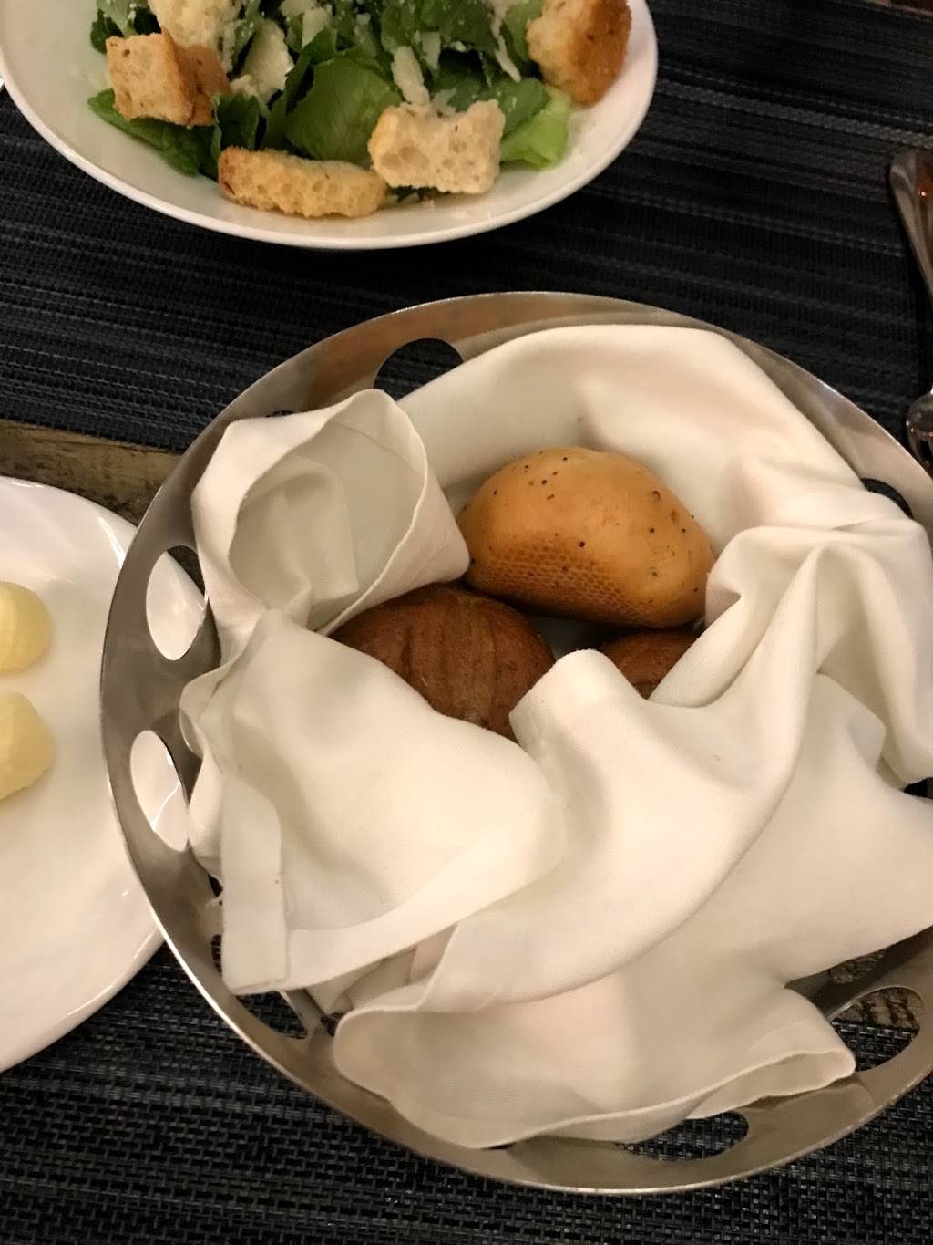 Neomis Grill | restaurant | 18001 Collins Ave, Sunny Isles Beach, FL 33160, USA | 3056925770 OR +1 305-692-5770