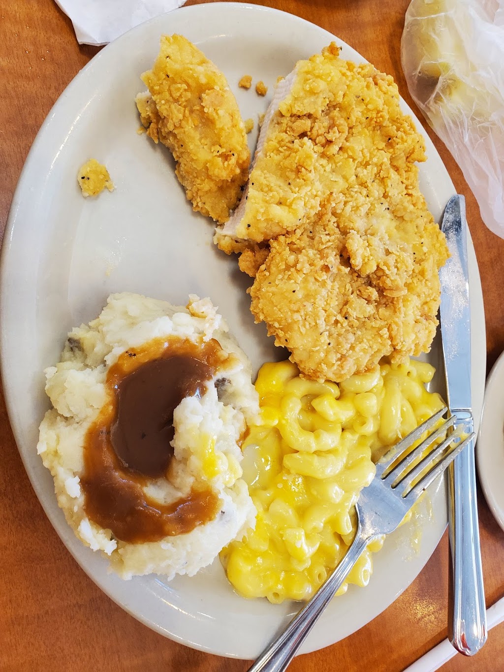 Lubys | restaurant | 911 N Main Ave, San Antonio, TX 78212, USA | 2102231911 OR +1 210-223-1911