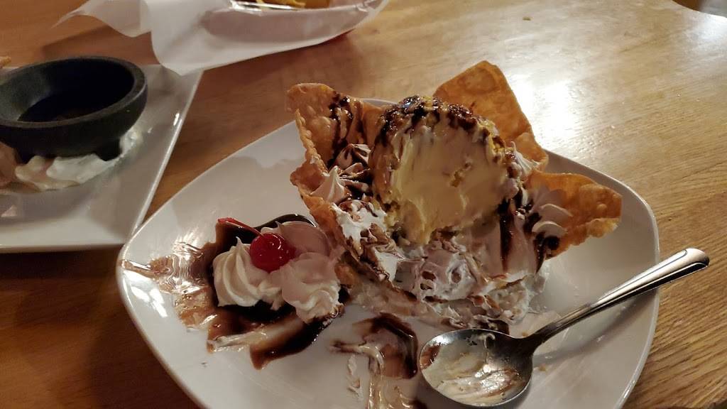 Amandas Cantina | restaurant | 8050 N Academy Blvd, Colorado Springs, CO 80920, USA | 7192666680 OR +1 719-266-6680