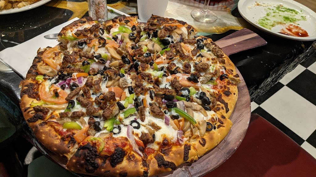 Pour House | restaurant | 1101 NV-160, Pahrump, NV 89048, USA | 7755371111 OR +1 775-537-1111