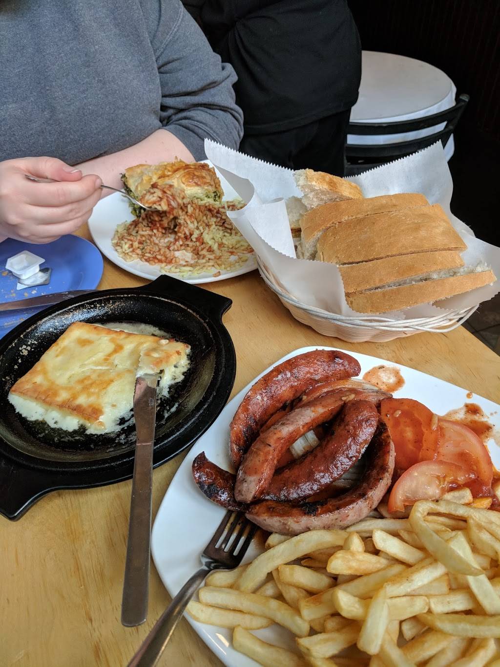 Golden Fleece Restaurant | restaurant | 525 Monroe St, Detroit, MI 48226, USA | 3139627093 OR +1 313-962-7093