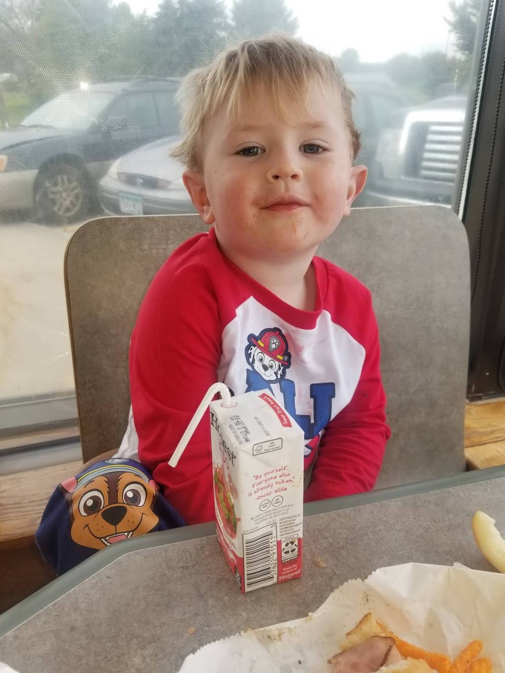 Subway | restaurant | 348 W 6th St, St Charles, MN 55972, USA | 5079323101 OR +1 507-932-3101