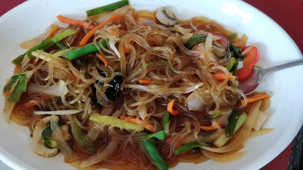 The Famous Owl of Minerva | restaurant | 5324 Yonge St, North York, ON M2N 5P9, Canada | 4162217275 OR +1 416-221-7275