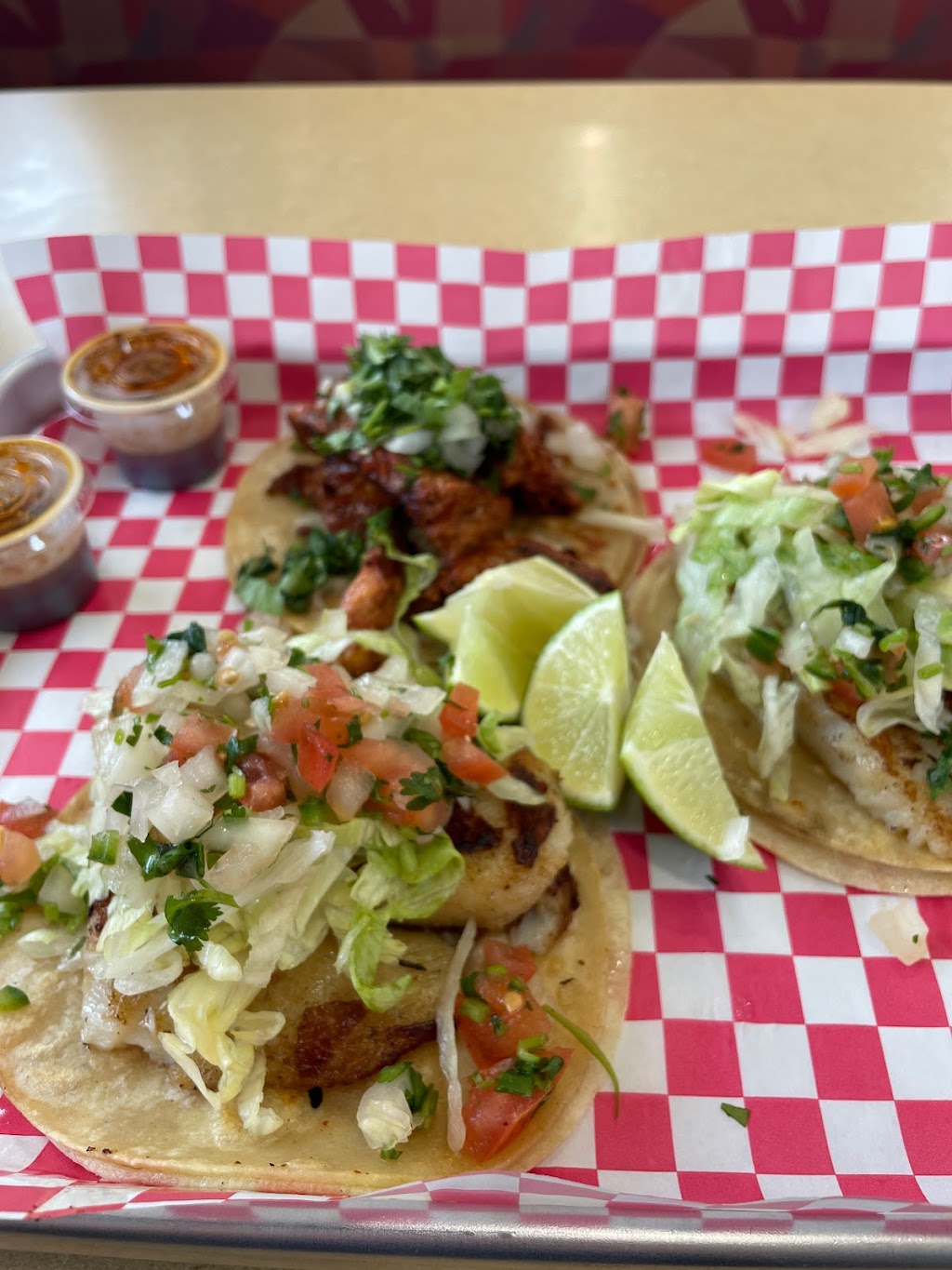 Los Tacos | restaurant | 401 Coffeen Ave, Sheridan, WY 82801, USA | 3077634026 OR +1 307-763-4026
