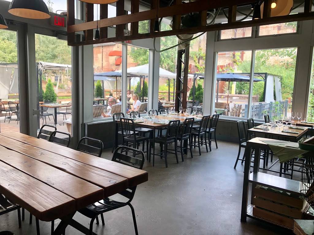 Cafe Belong | cafe | 550 Bayview Ave, Toronto, ON M4W 3X8, Canada | 4169018234 OR +1 416-901-8234