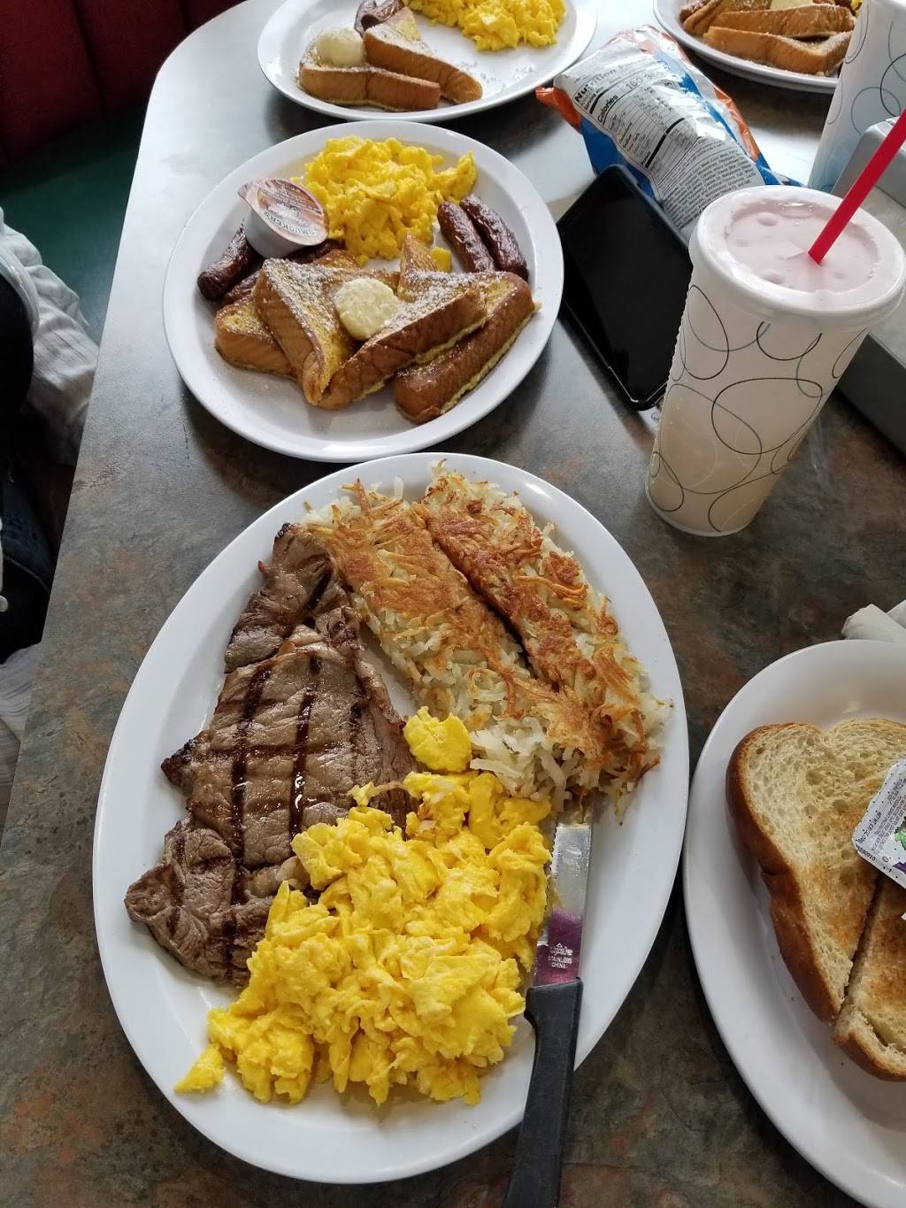 Robs Grill | restaurant | 13101 Ramona Blvd, Baldwin Park, CA 91706, USA | 6269627372 OR +1 626-962-7372