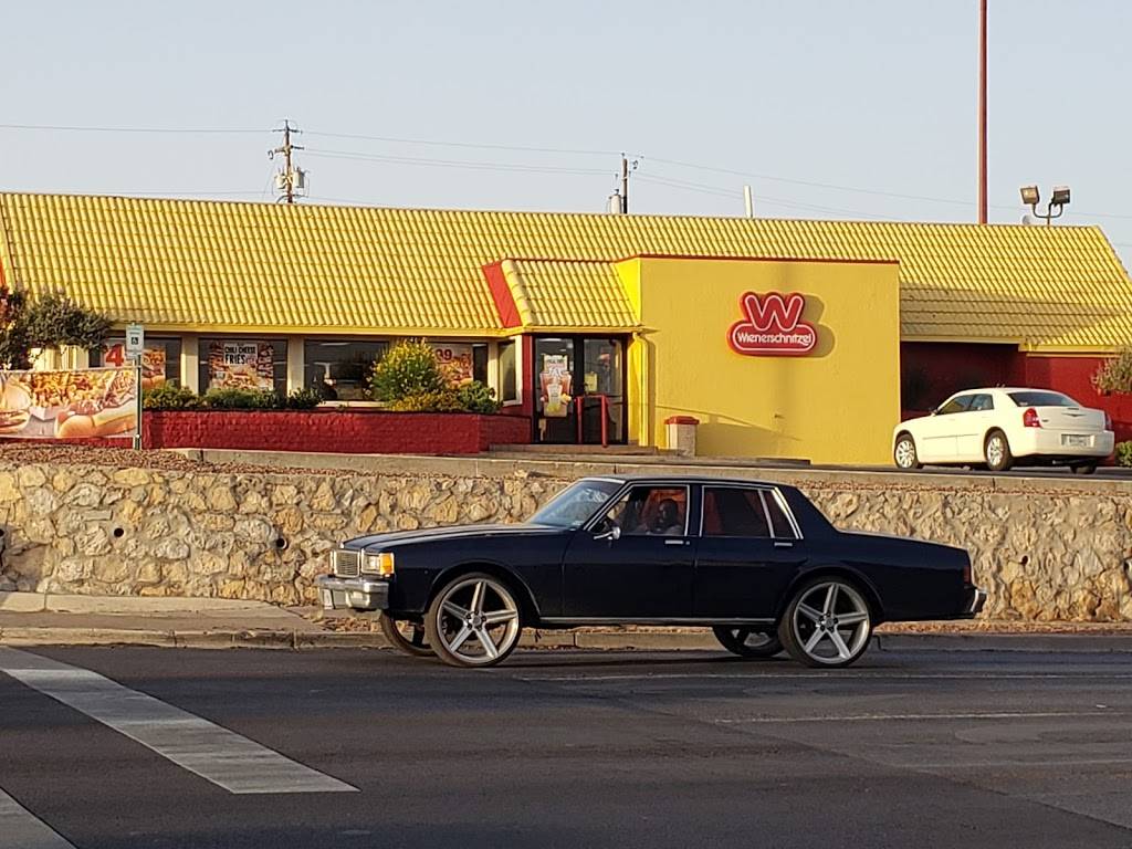 Wienerschnitzel | restaurant | 1200 N Yarbrough Dr, El Paso, TX 79925, USA | 9155926290 OR +1 915-592-6290