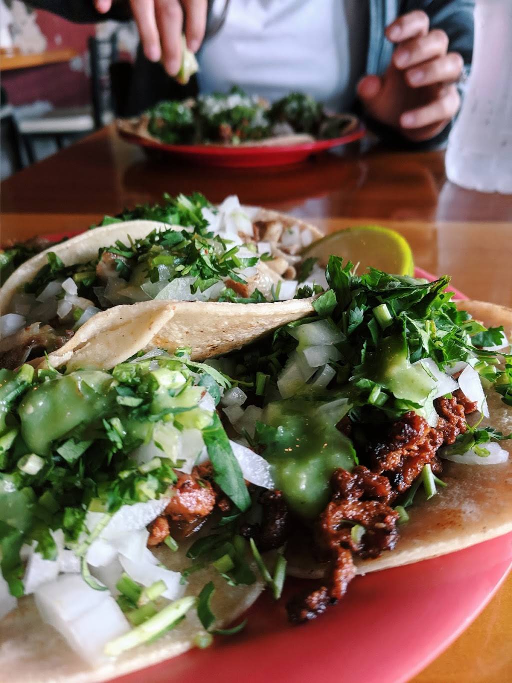 El Come Taco | restaurant | 2513 N Fitzhugh Ave, Dallas, TX 75204, USA | 2148213738 OR +1 214-821-3738