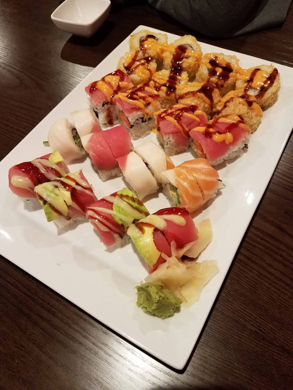 Tokyo Hibachi & Sushi | restaurant | 5990 University Blvd Ste 18, Moon, PA 15108, USA | 4122643338 OR +1 412-264-3338