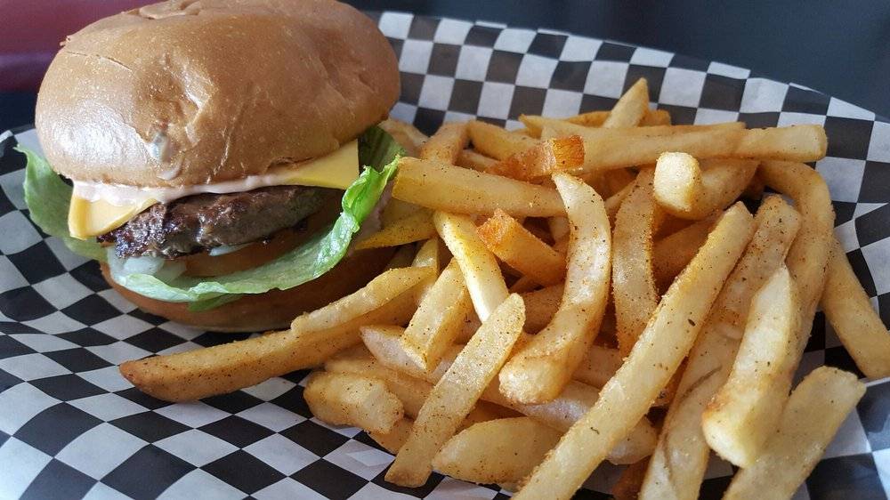 The Burger Spot 1 | restaurant | 6285 Ball Rd, Cypress, CA 90630, USA | 7142365639 OR +1 714-236-5639