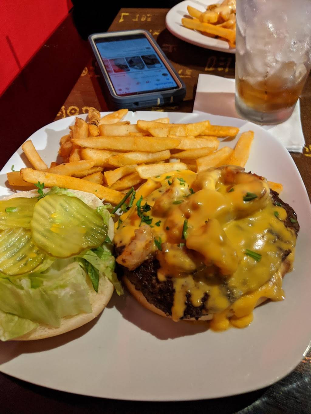 Mermaids | restaurant | 8700 Lake Forest Blvd Suite 104, New Orleans, LA 70127, USA | 5042415365 OR +1 504-241-5365