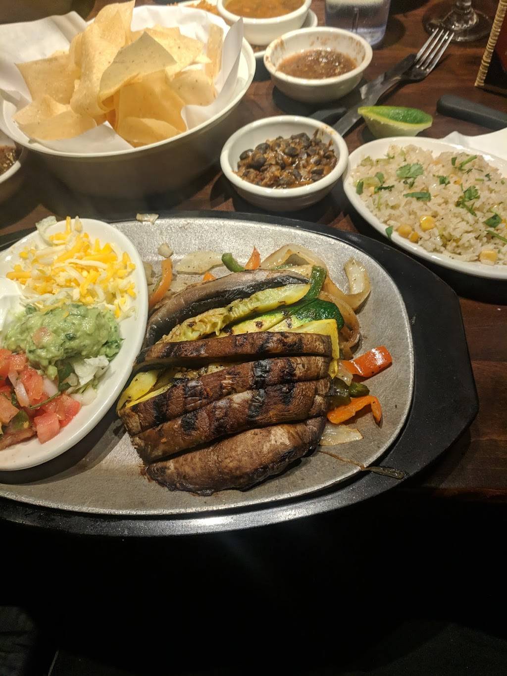 Uncle Julios Mexican From Scratch | restaurant | 245 S Moorland Rd, Brookfield, WI 53005, USA | 2623072730 OR +1 262-307-2730