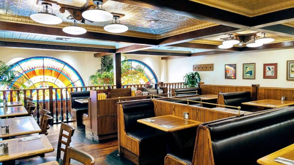 Greenblatts Deli & Fine Wines | meal takeaway | 8017 Sunset Blvd, Los Angeles, CA 90046, USA | 3236560606 OR +1 323-656-0606