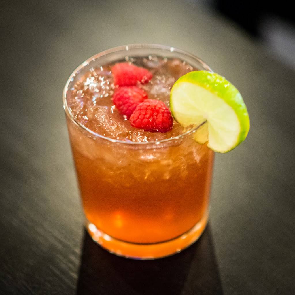 Plates Private Events | restaurant | 4 Wall St, Huntington, NY 11743, USA | 6312712210 OR +1 631-271-2210