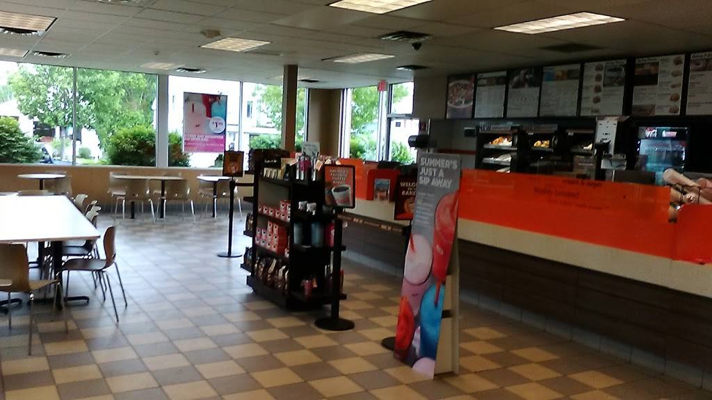 Dunkin | bakery | 237 North St, Bennington, VT 05201, USA | 8024426013 OR +1 802-442-6013