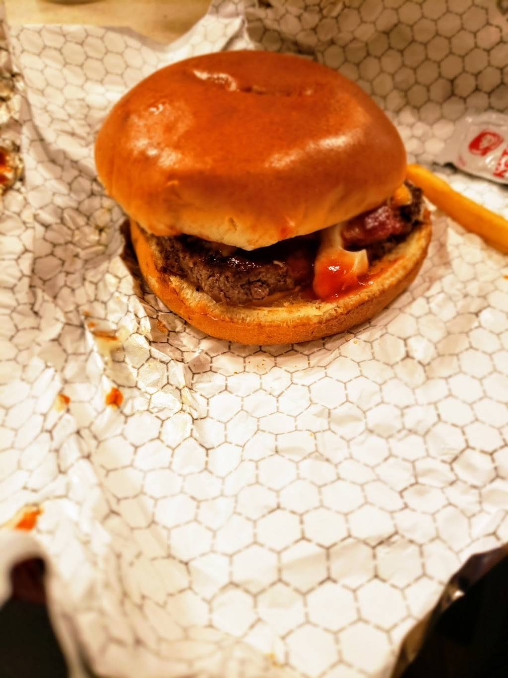 Wendys | restaurant | 1380 E Little Creek Rd, Norfolk, VA 23518, USA | 7574801681 OR +1 757-480-1681