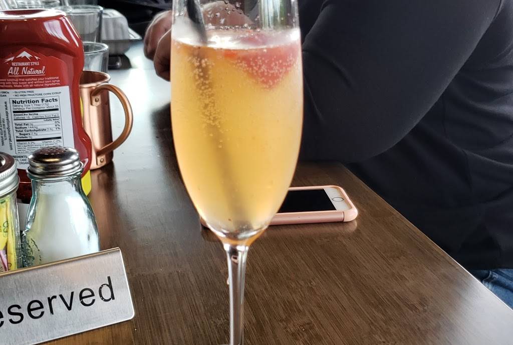 Lazy Dog Johnstown | restaurant | 4801 Thompson Pkwy, Johnstown, CO 80534, USA | 9706608874 OR +1 970-660-8874