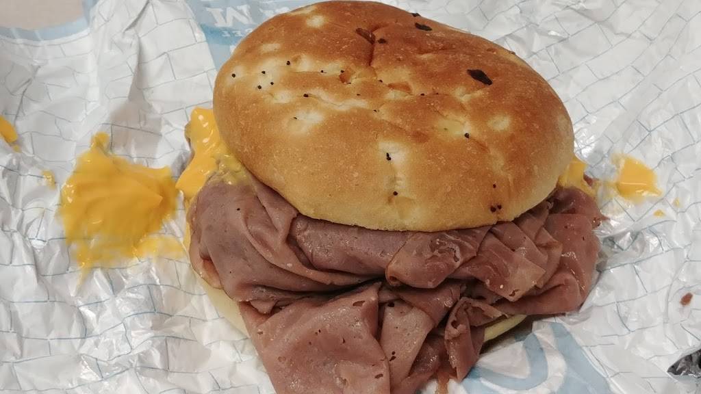 Arbys | restaurant | 400 Evansdale Dr, Evansdale, IA 50707, USA | 3192340085 OR +1 319-234-0085