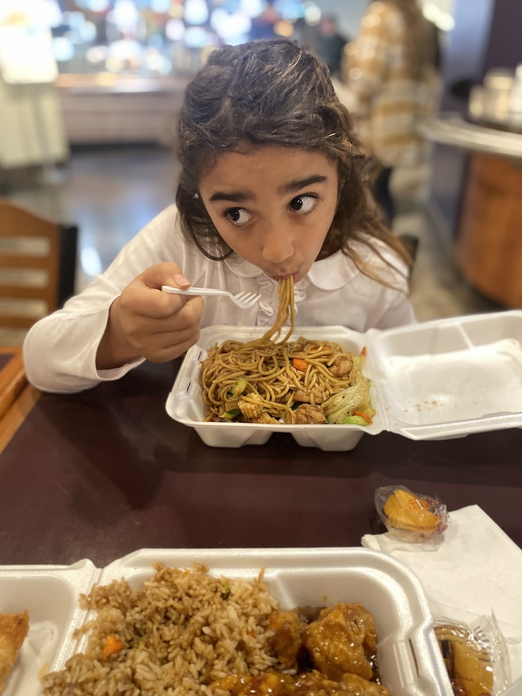 Pak Ling Express | restaurant | 2450 Grand Blvd #123, Kansas City, MO 64108, USA | 8162833383 OR +1 816-283-3383