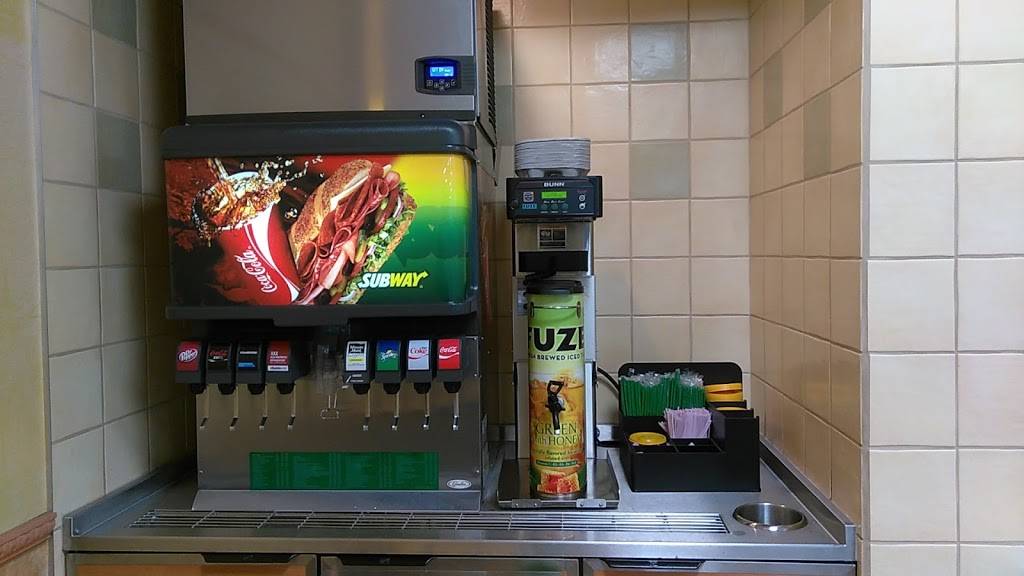 Subway Restaurants | restaurant | 3315 14th St, Riverside, CA 92501, USA | 9516823070 OR +1 951-682-3070