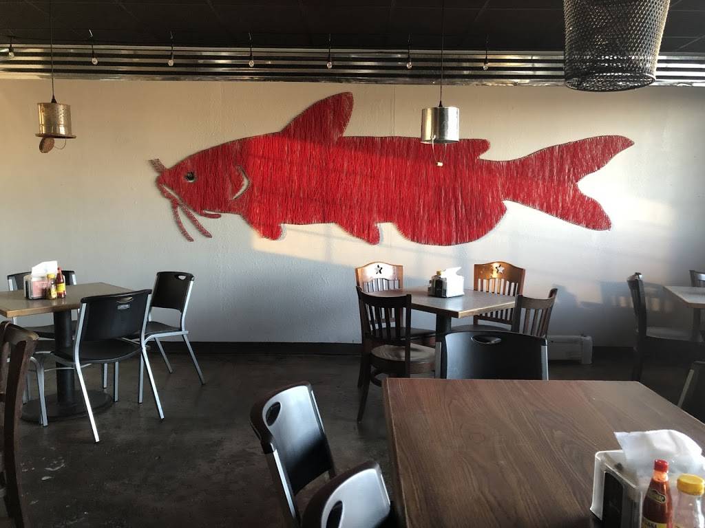 Catfish Corral | restaurant | 909 FM148, Crandall, TX 75114, USA | 9724723623 OR +1 972-472-3623