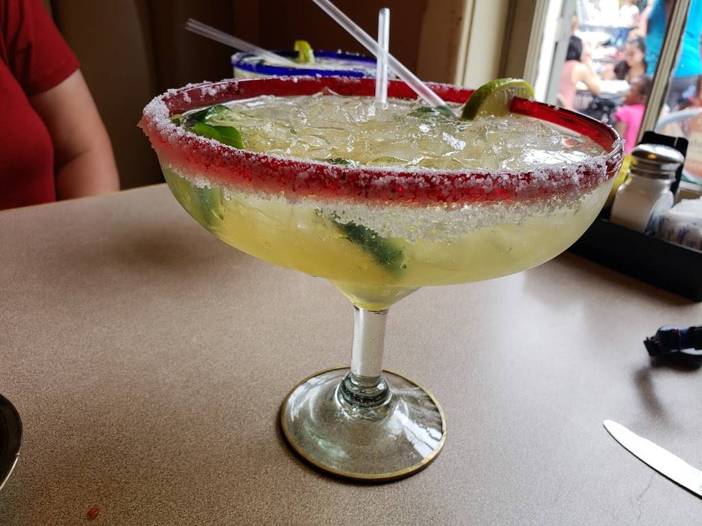 El Toro Bravo | restaurant | 50 West St, Annapolis, MD 21401, USA | 4102675949 OR +1 410-267-5949