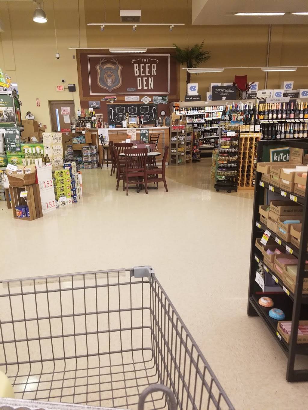 Lowes Foods of Chapel Hill | bakery | 11312 US Hwy 15 501 N, Chapel Hill, NC 27514, USA | 9199691464 OR +1 919-969-1464