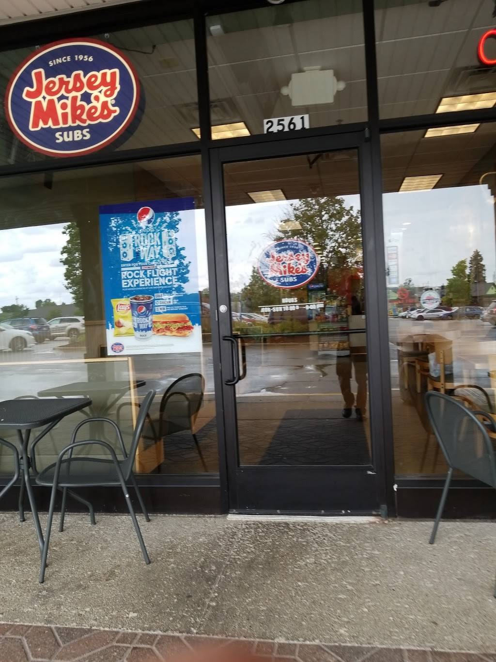 Jersey Mikes Subs | meal takeaway | 2561 Jackson Ave, Ann Arbor, MI 48103, USA | 7347611100 OR +1 734-761-1100