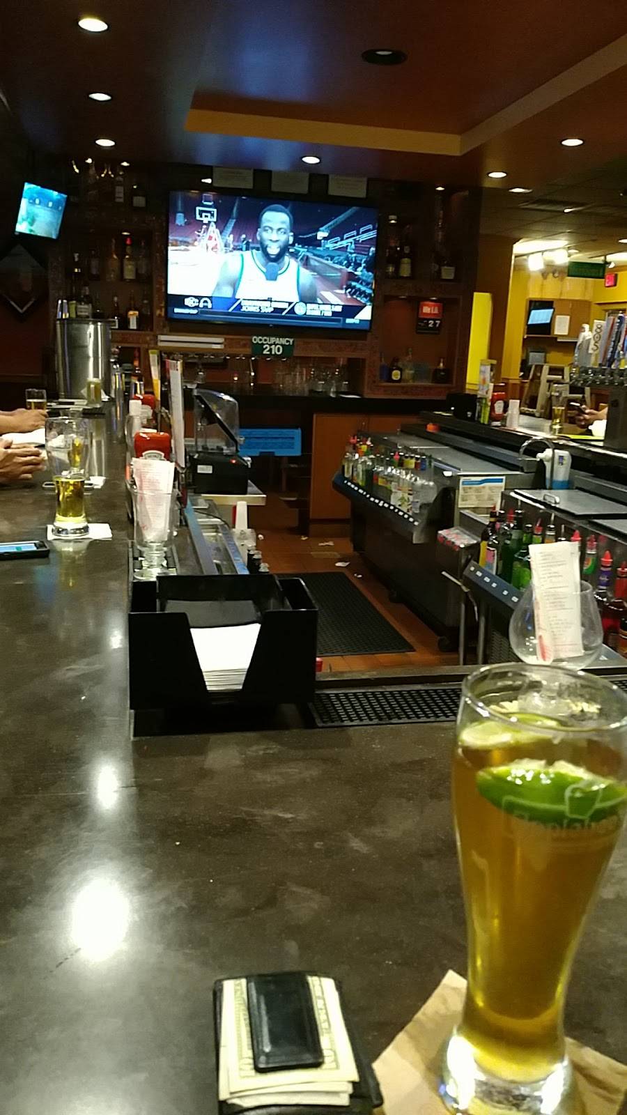 Applebees Grill + Bar | restaurant | 2501 E Lohman Ave, Las Cruces, NM 88011, USA | 5755223292 OR +1 575-522-3292