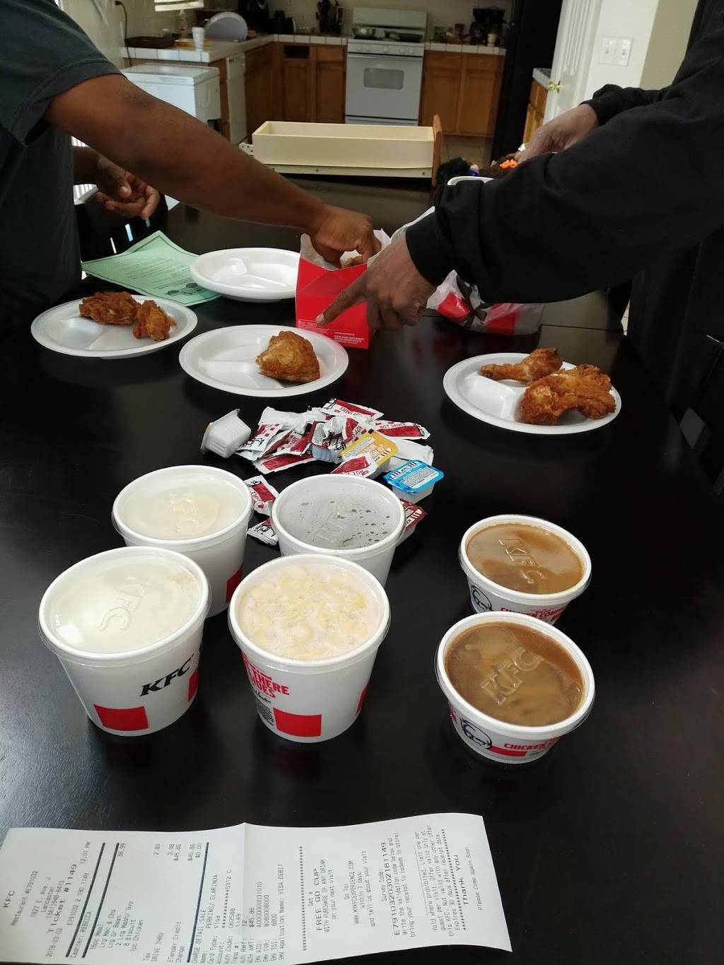 KFC | restaurant | 1827 E Ave. J, Lancaster, CA 93535, USA | 6619488473 OR +1 661-948-8473