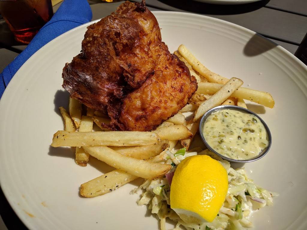 Blue Moon Taphouse | restaurant | 333 Waterside Dr #108, Norfolk, VA 23510, USA | 7574267433 OR +1 757-426-7433