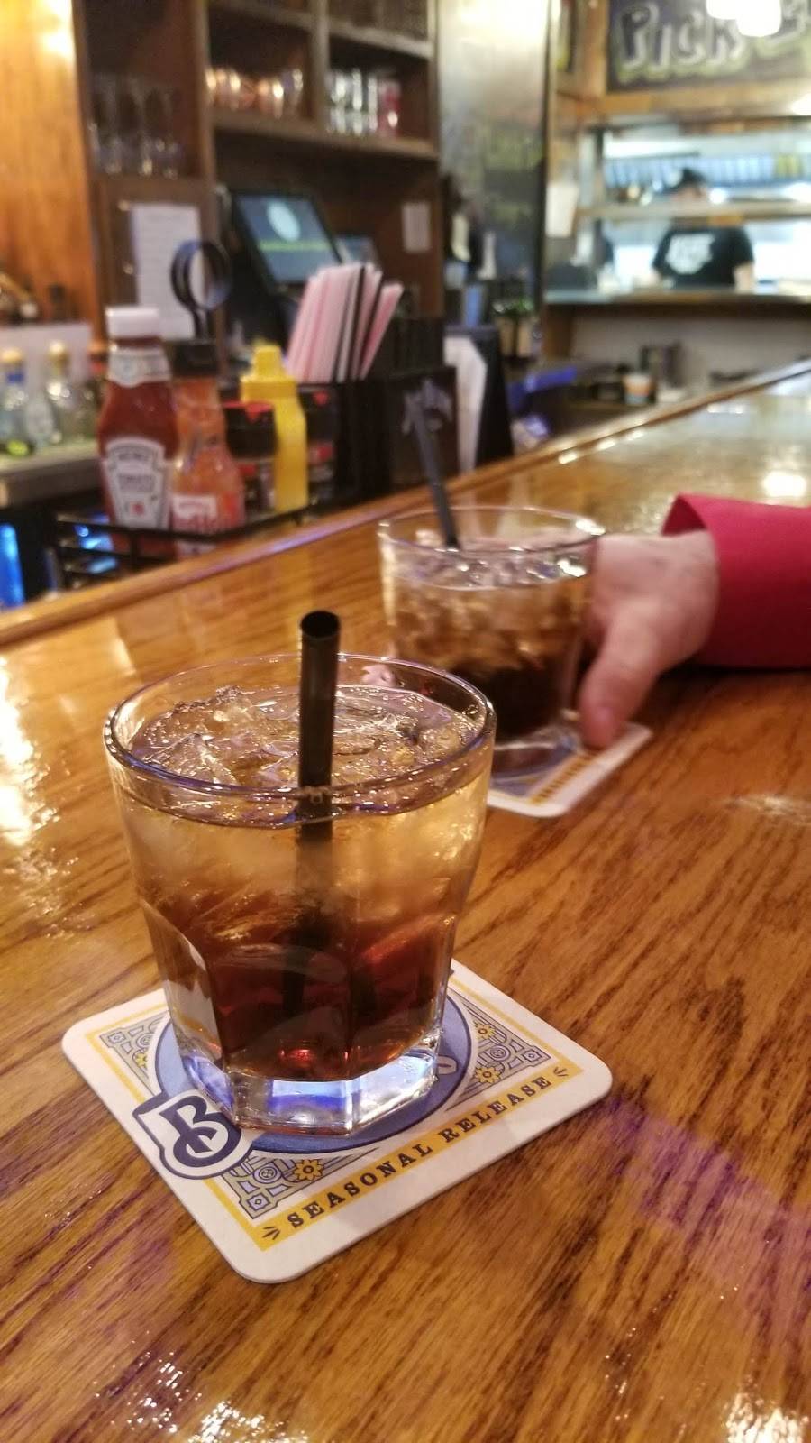 The Grille | restaurant | 1813 Pearl Rd, Brunswick, OH 44212, USA | 3307414102 OR +1 330-741-4102