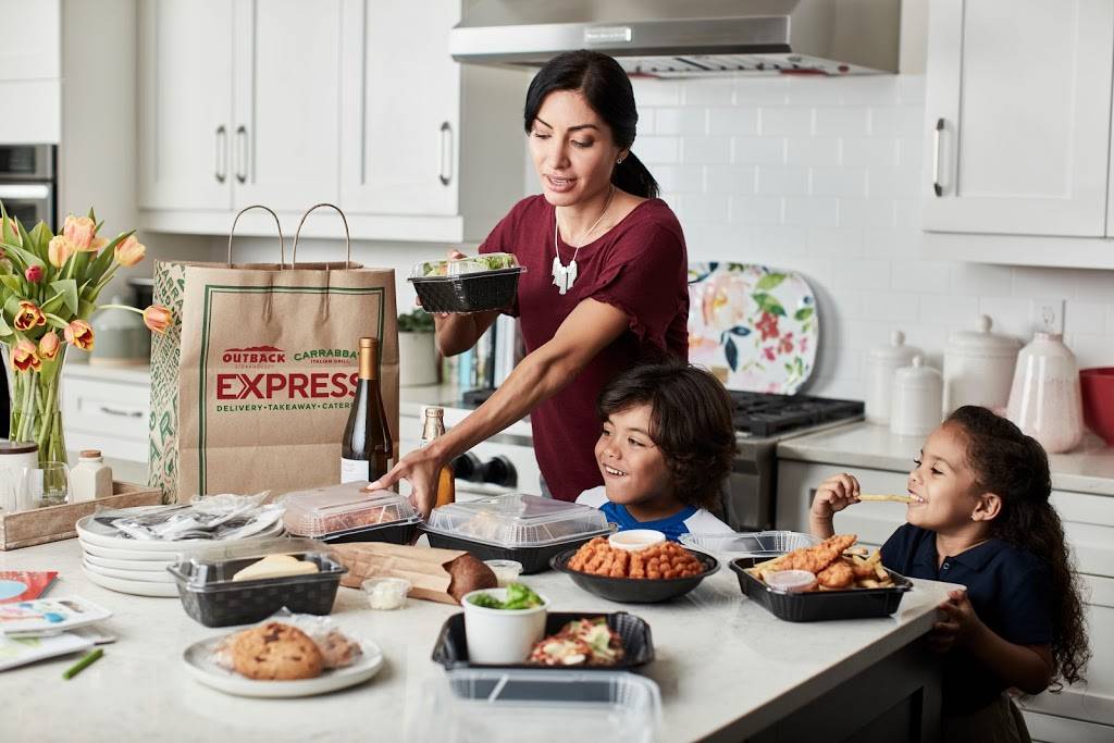 Outback & Carrabbas Express | restaurant | 13025 S, US-301 Suite 104, Riverview, FL 33578, USA | 8132620034 OR +1 813-262-0034