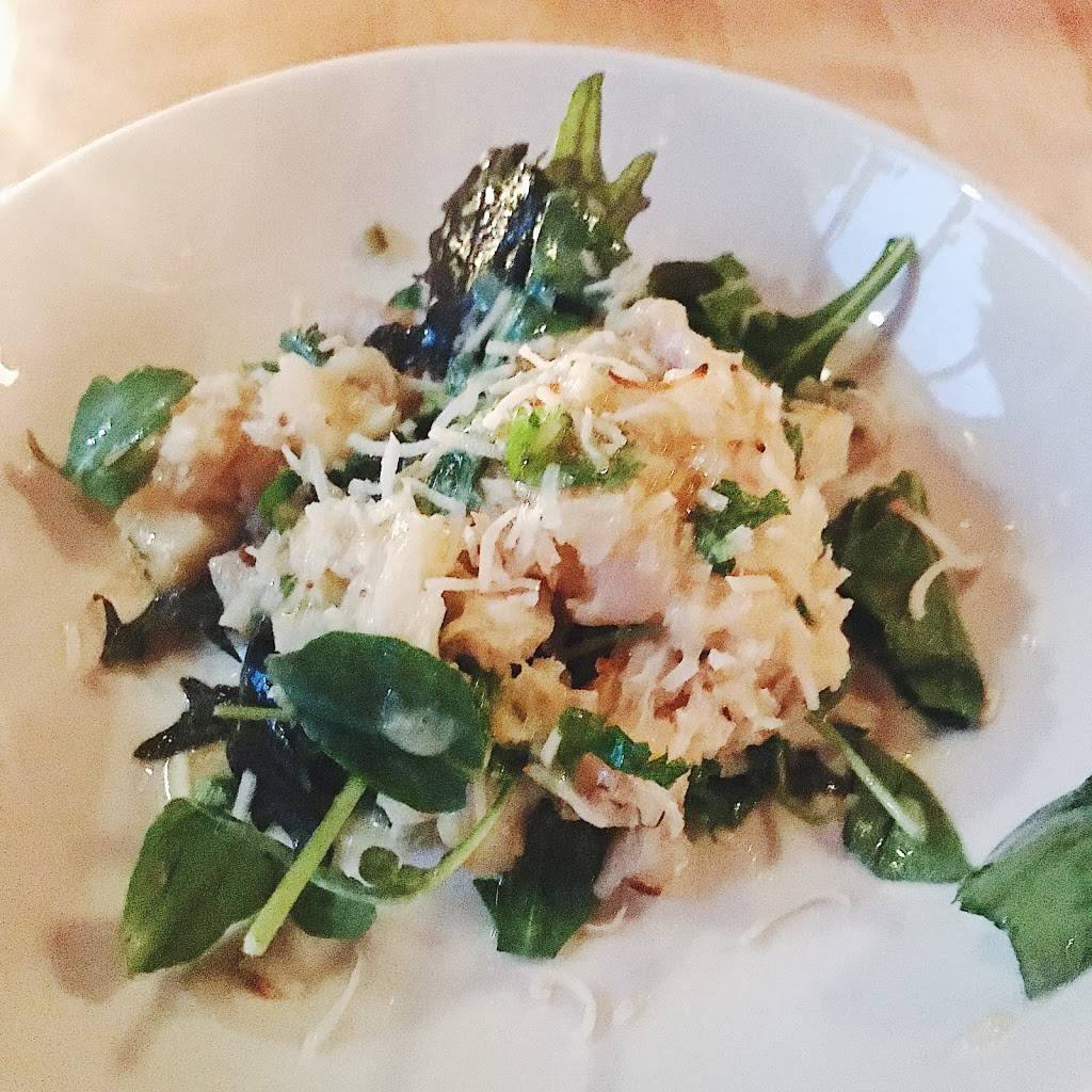 Gus | restaurant | 38 Rue Beaubien E, Montréal, QC H2S 1P8, Canada | 5147222175 OR +1 514-722-2175