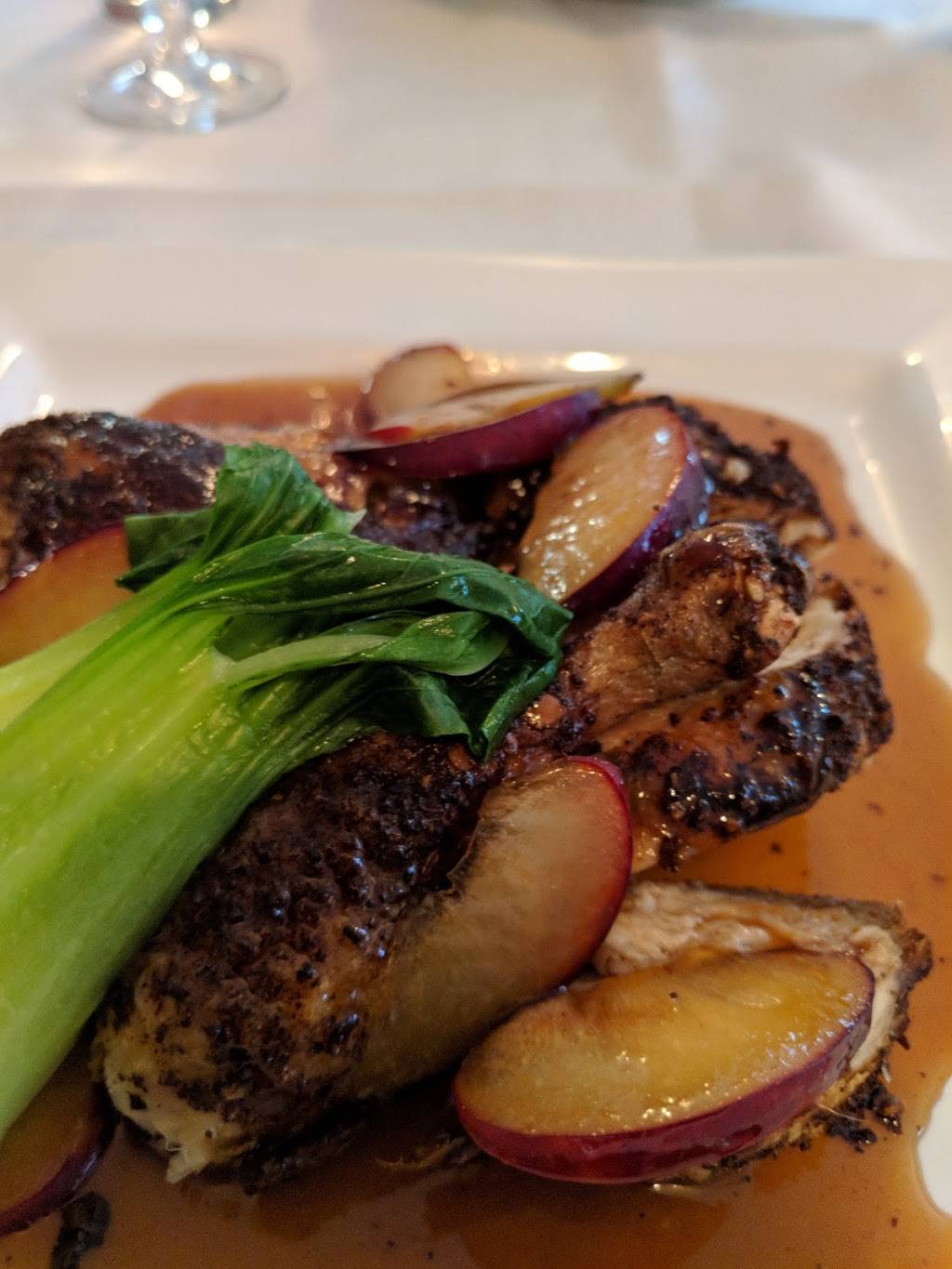 Ginger Restaurant | restaurant | 390 Mary St, Niagara-on-the-Lake, ON L0S 1J0, Canada | 9054683871 OR +1 905-468-3871