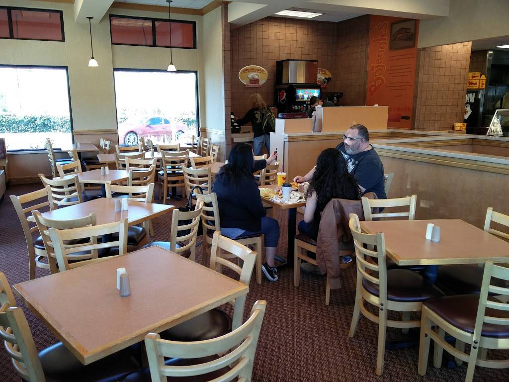 Bojangles Famous Chicken n Biscuits | restaurant | 15594 Old Hickory Blvd, Nashville, TN 37211, USA | 6157129071 OR +1 615-712-9071