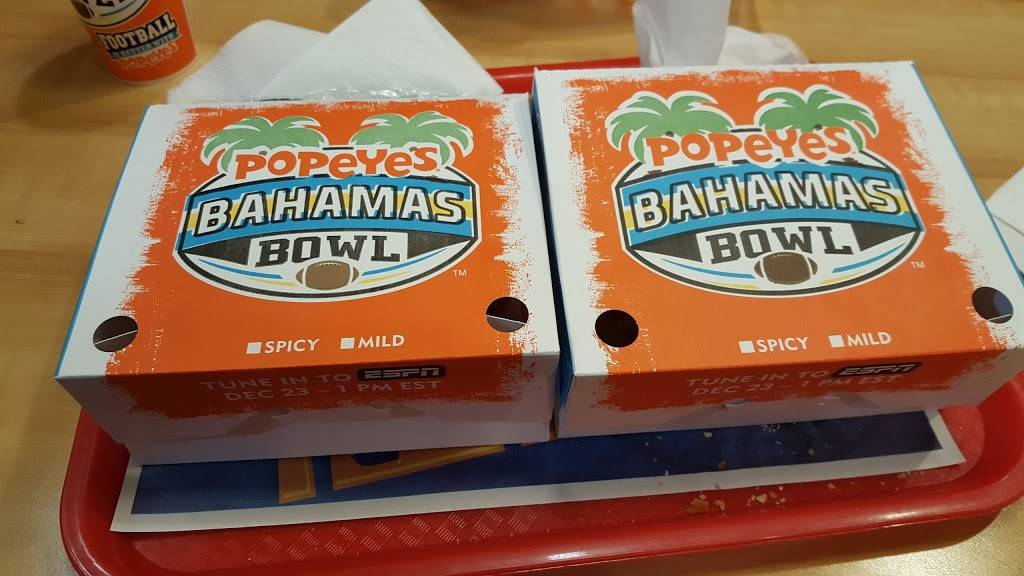 Popeyes Louisiana Kitchen | restaurant | 10920 W Burleigh St, Wauwatosa, WI 53222, USA | 4142698488 OR +1 414-269-8488