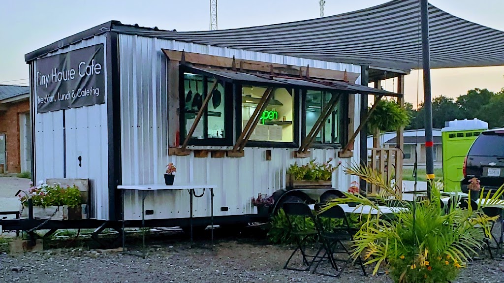 LJs Tiny House Cafe | meal takeaway | 4105 S, TX-36, Gatesville, TX 76528, USA | 2542161992 OR +1 254-216-1992