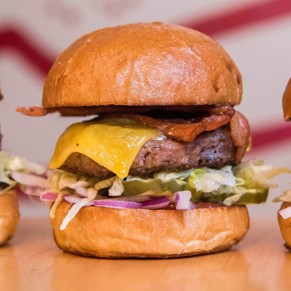 Little Big Burger - Lake Oswego | restaurant | 3 Monroe Pkwy Suite T, Lake Oswego, OR 97035, USA | 5037440792 OR +1 503-744-0792