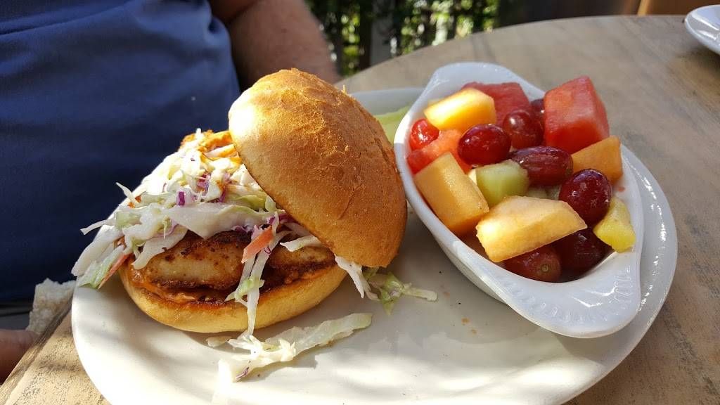 Doc Fords Rum Bar & Grille - Captiva Island | restaurant | 5400 South Seas Plantation Road, Captiva, FL 33924, USA | 2393124275 OR +1 239-312-4275