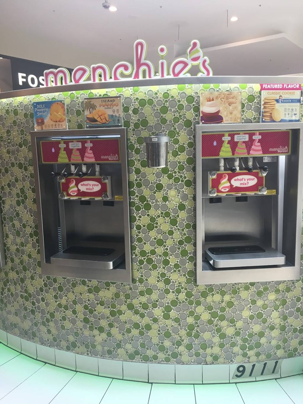 Menchies Frozen Yogurt | bakery | 925 Blossom Hill Rd, San Jose, CA 95123, USA | 4082276453 OR +1 408-227-6453