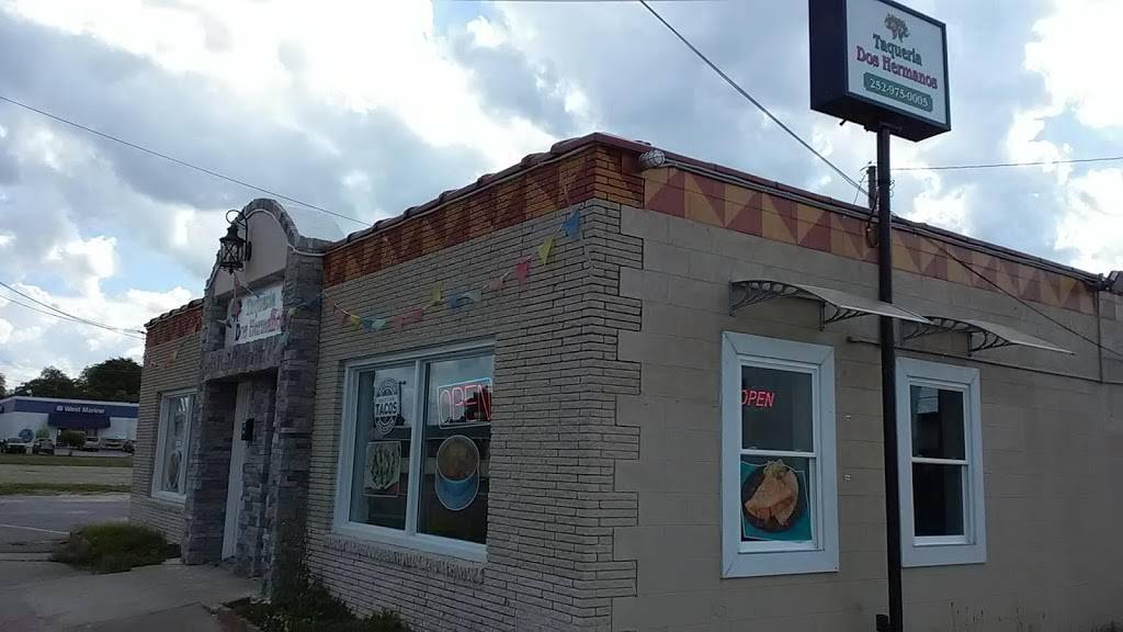 Taqueria Dos Hermanos | restaurant | 422 Bridge St, Washington, NC 27889, USA | 2529750005 OR +1 252-975-0005